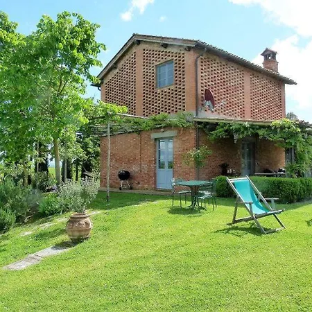 Villa Area Produttiva Sleeps 6 Pool *